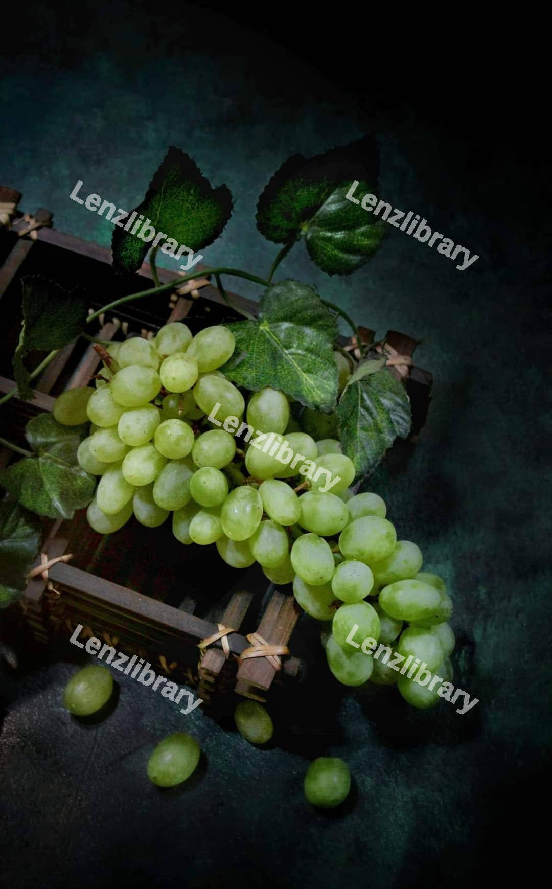 Bunch of green grapes